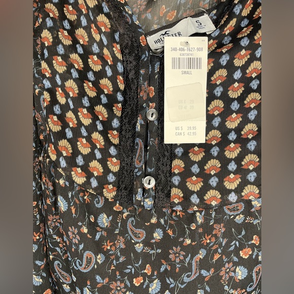 Hollister Top - Picture 4 of 5